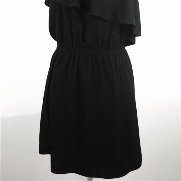 Express Ruffle One Shoulder Dress - Picture 4 of 7